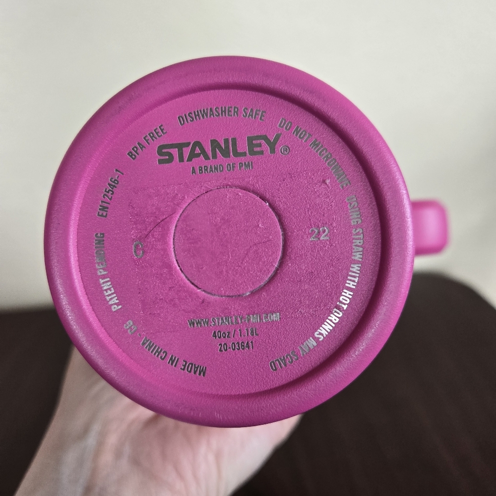 Stanley OG Azaela 40 oz Quencher - Picture 4 of 7